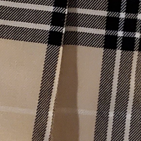 H&M Checkered Mini Skirt (size 0) - Picture 4 of 4